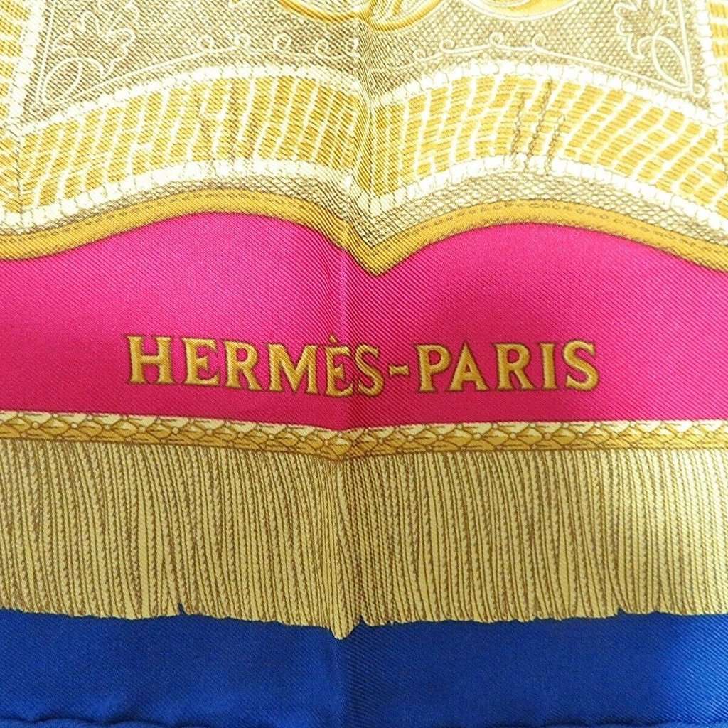 Hermès Poste et Cavalerie 90 MultiColor Silk Very good condition - Model View