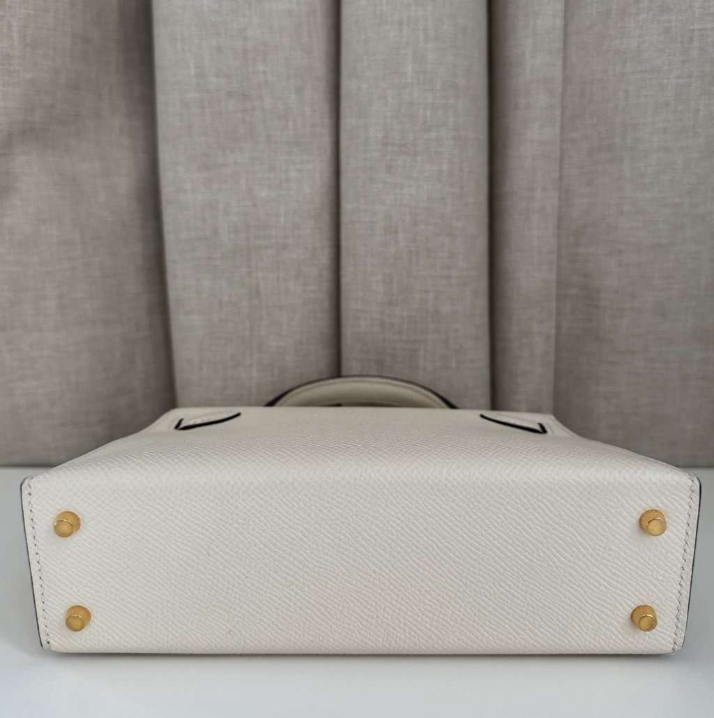 Hermès Mini Kelly White Leather Never worn - Inside View
