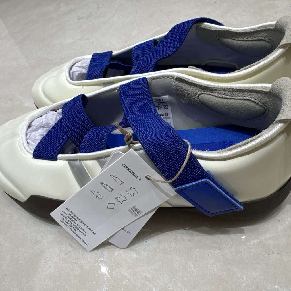 Adidas Teakwondo Shoes MultiColor Leather Never worn, with tag - Back View