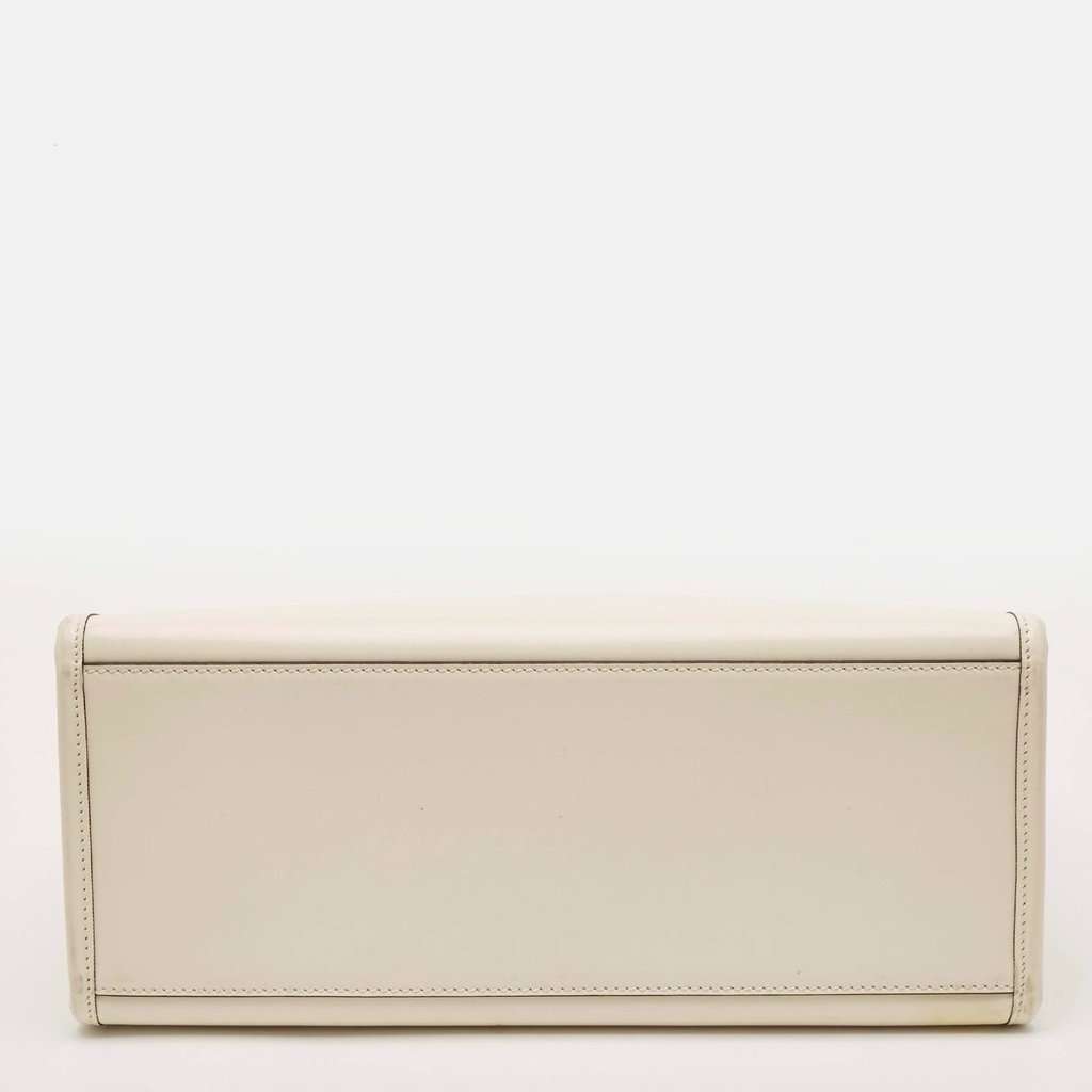 Fendi Fendi Sunshine Medium Ivory White Leather Good condition - Inside View