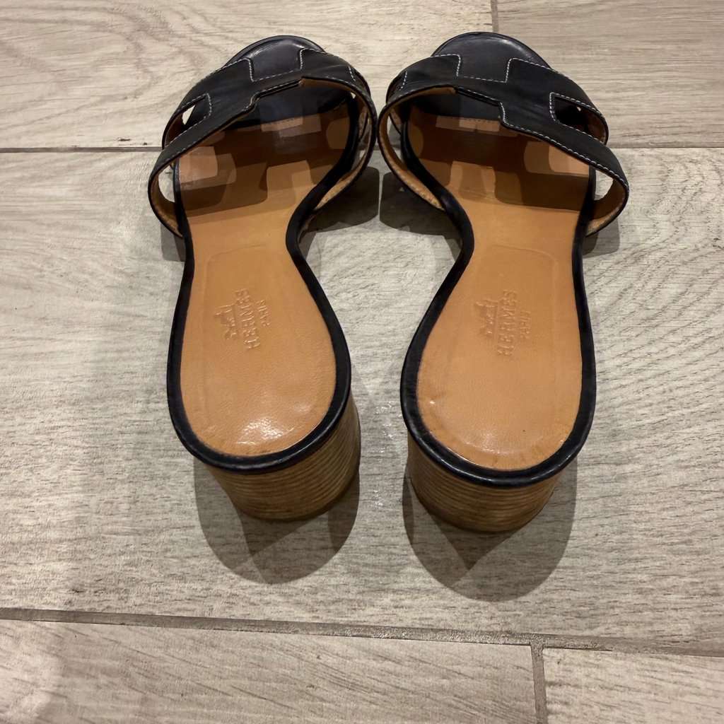 Hermès Herms Oasis Sandal Black Leather Very good condition - Back View