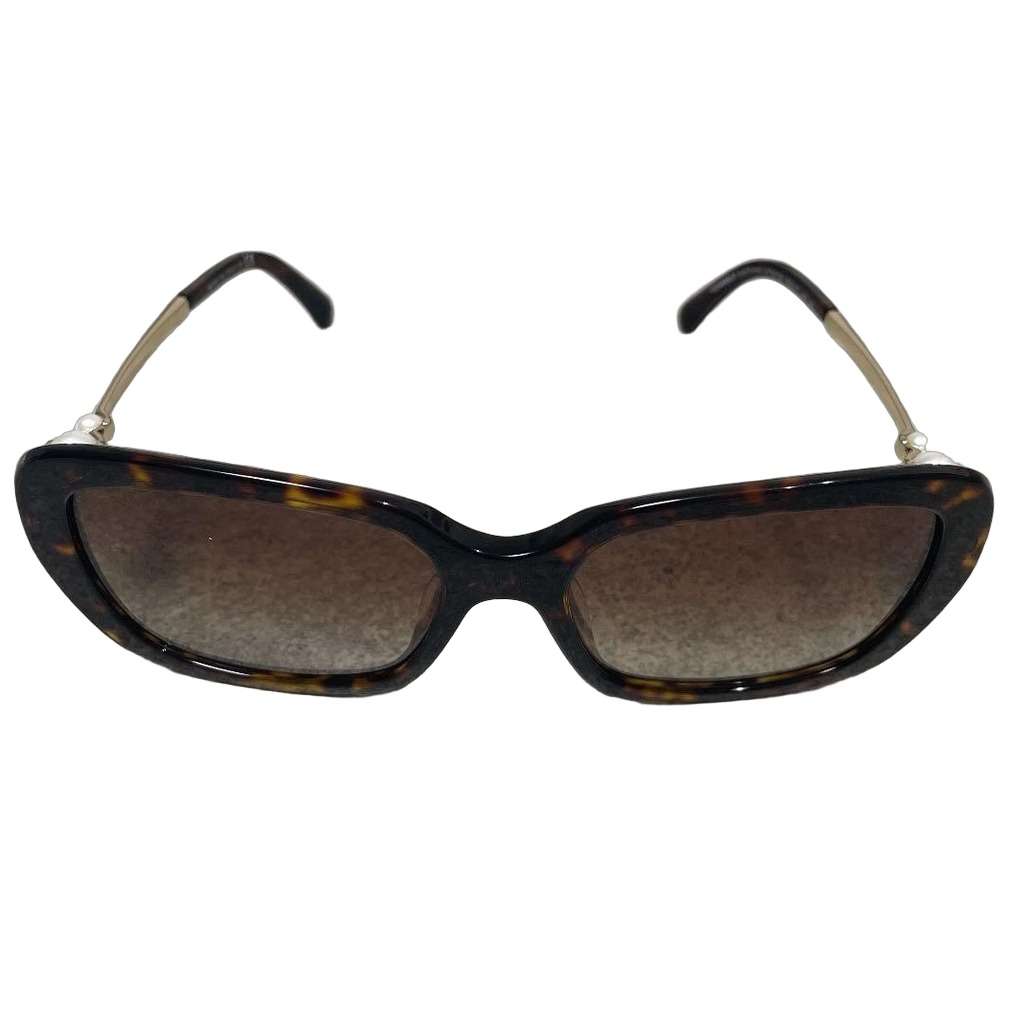 Chanel Limited Edition Sunglasses Black Very good condition - Front View