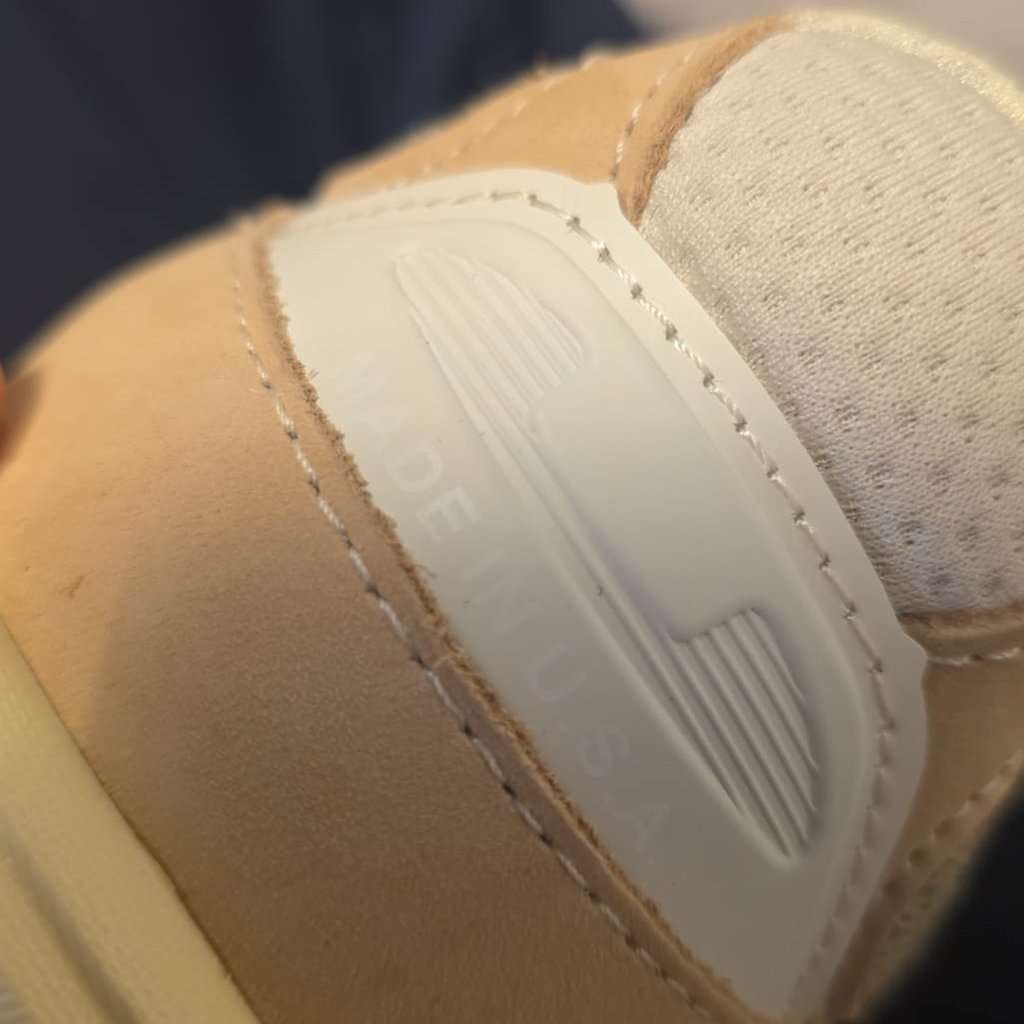Loro Piana x New Balance sneakers Beige Leather Never worn - Back View