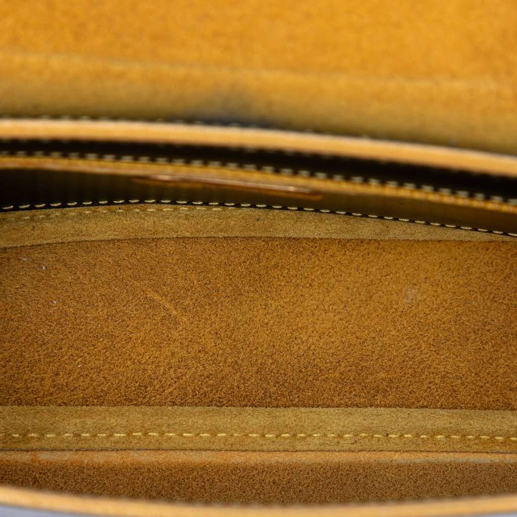 Fendi Smooth Calfskin Crossbody Black Leather Very good - Model View