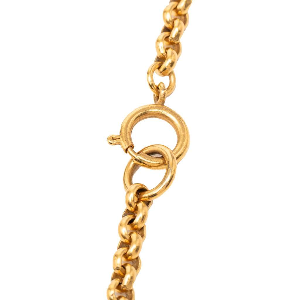 Chanel Gold Plated CC Clover Chain Pendant Necklace Gold Metal Very good condition - Model View