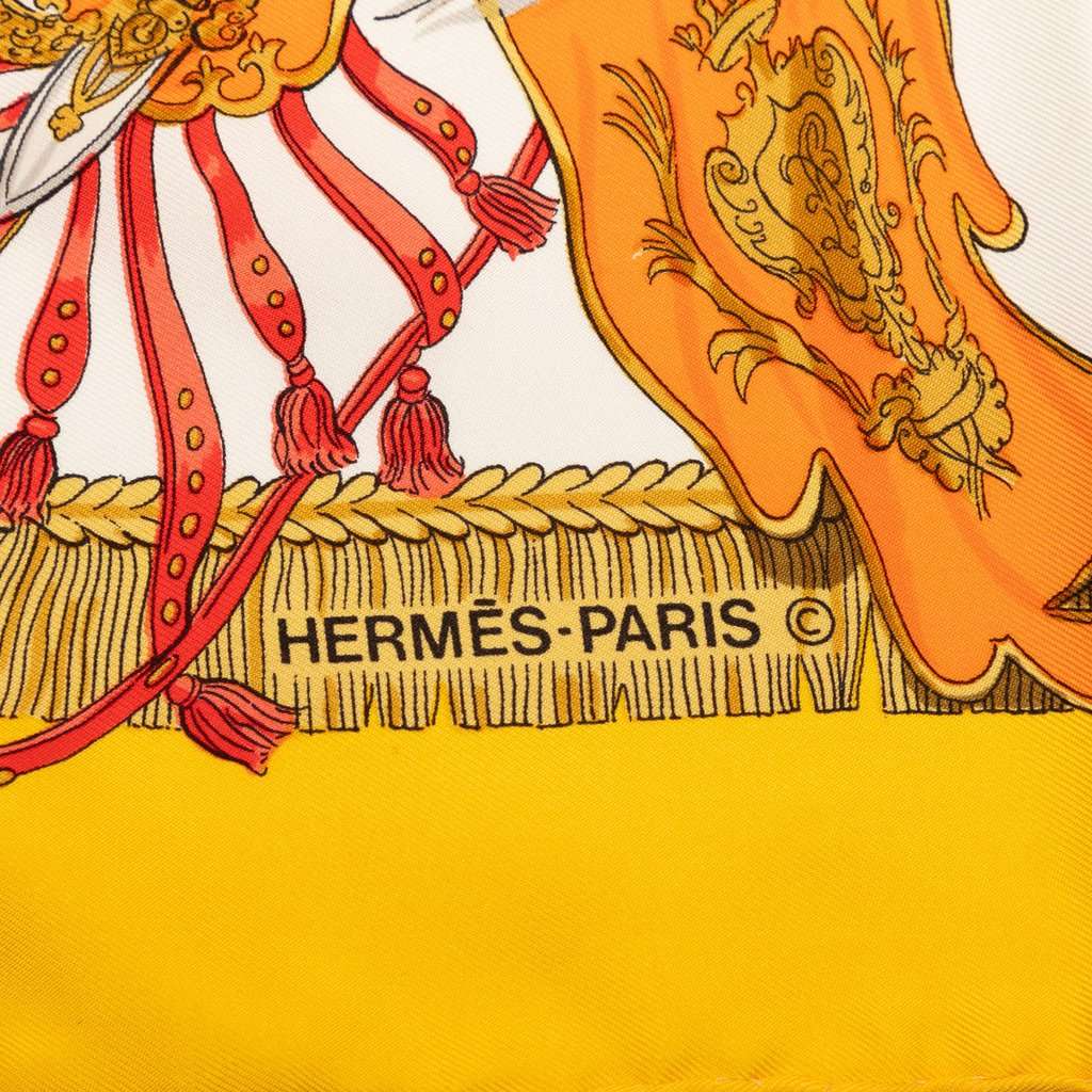 Hermès Caparacons De La France Et De L Inde Silk Scarf 90 Yellow Very good - Inside View