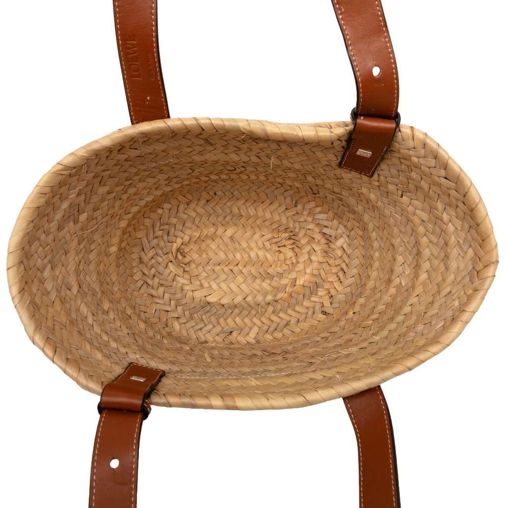 LOEWE Small Raffia Anagram Basket Tote Beige Very good condition - Model View