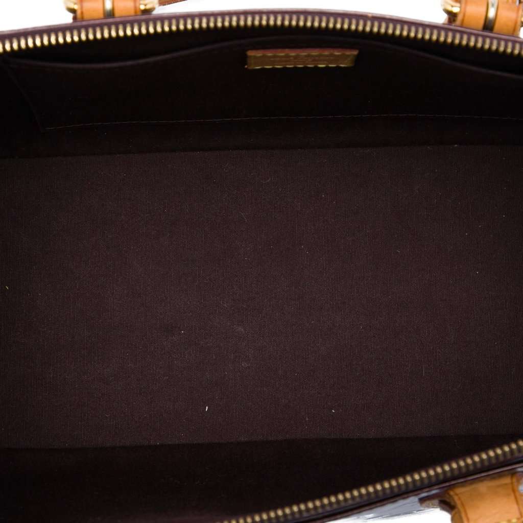 Louis Vuitton Monogram Vernis Rosewood Avenue Red Leather Very good - Model View