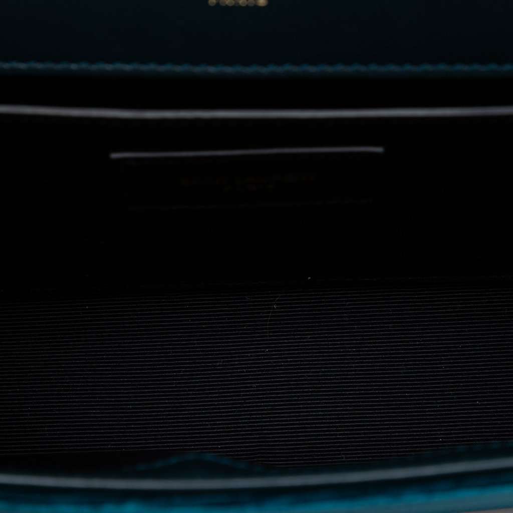 Saint Laurent Small Velvet Monogram Kate Tassel Crossbody Blue Very good condition - Model View