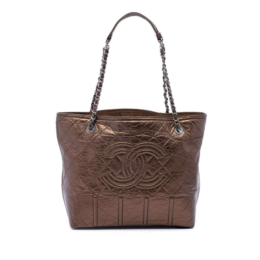 Chanel Distressed Calfskin Shopping In Moscow Tote Brown Leather Very good condition - Front View