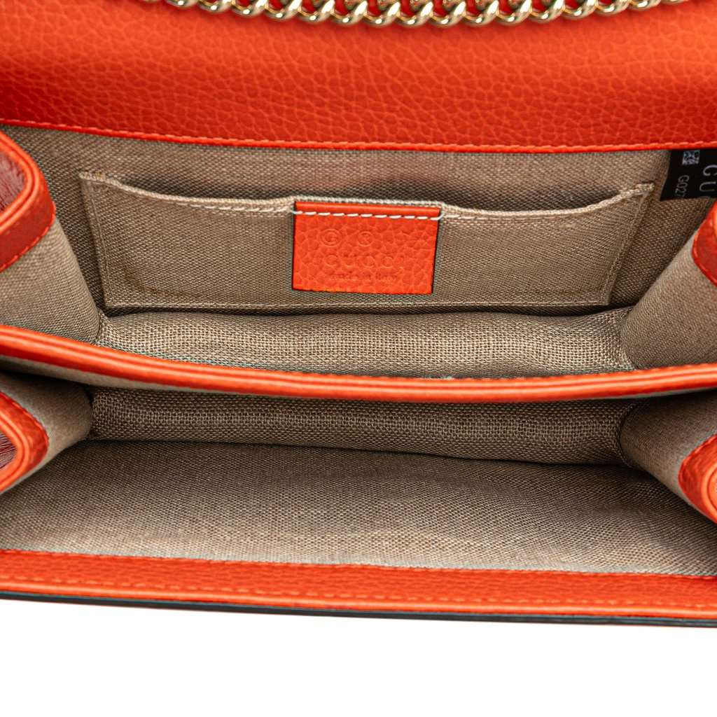 Gucci Small Dollar Calfskin Interlocking G Crossbody Orange Leather Very good condition - Model View