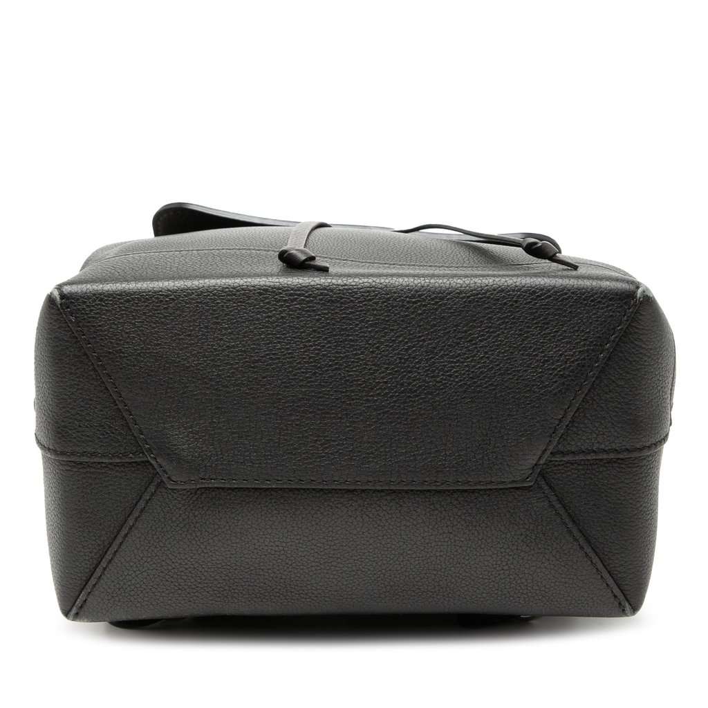 Louis Vuitton Taurillon Lockme Backpack Black Leather Very good condition - Inside View