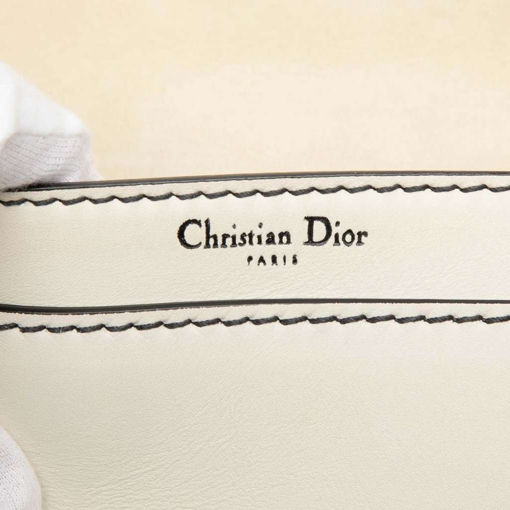 Dior Medium Calfskin JAdior Chain Flap White Leather Very good condition - Box View