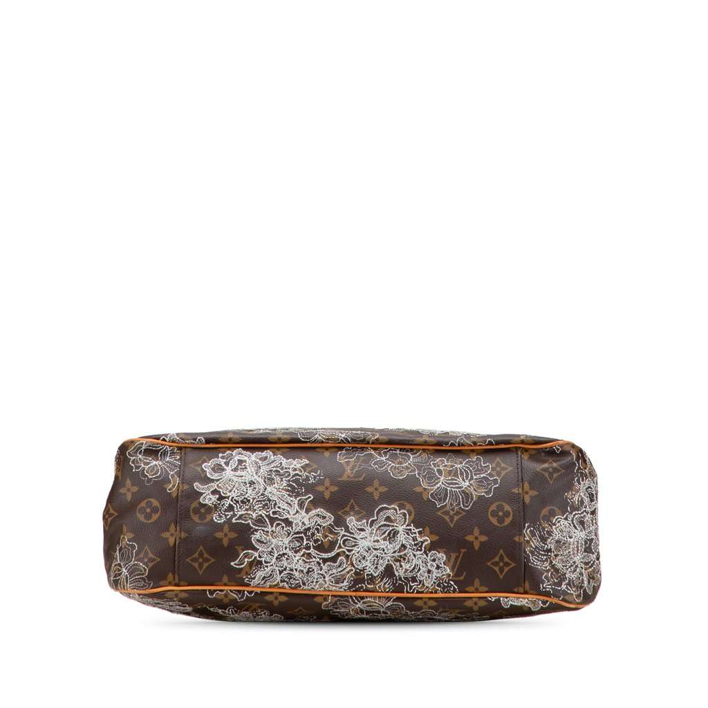 Louis Vuitton Monogram Dentelle Batignolles Horizontal Brown Canvas Good - Inside View
