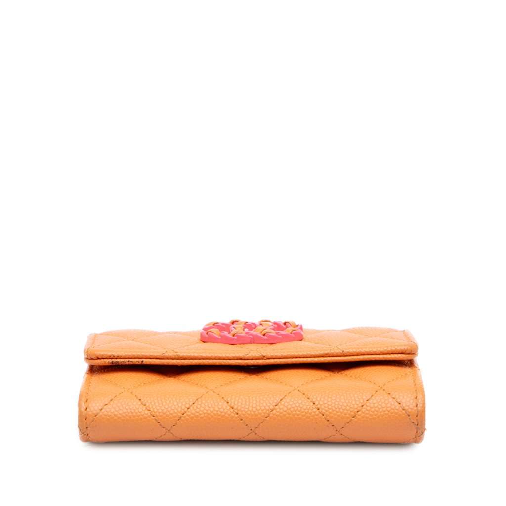 Chanel Quilted Caviar 19 Flap Card Holder Orange Leather Very good condition - Inside View