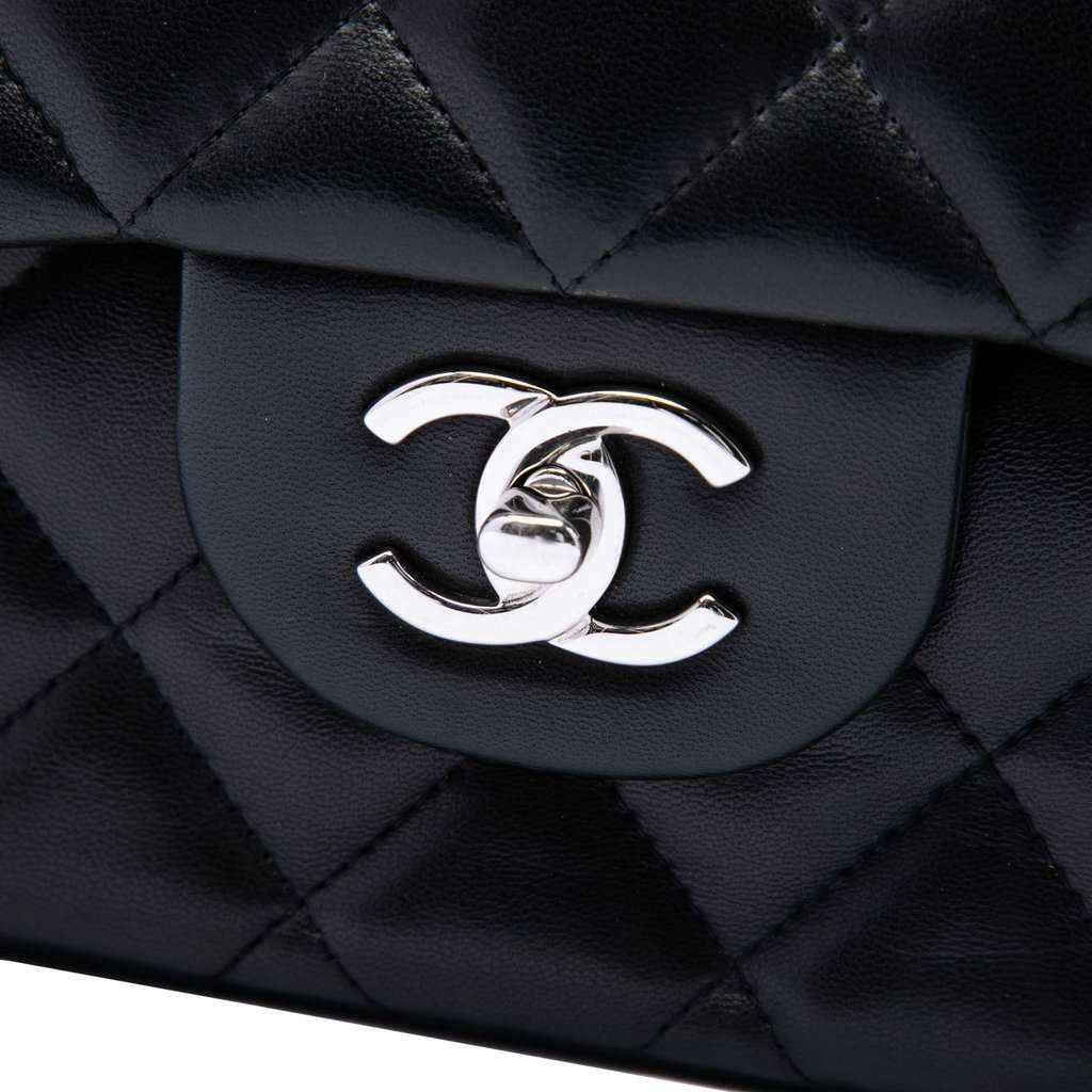 Chanel Jumbo Classic Lambskin Double Flap Black Leather Very good condition - Box View