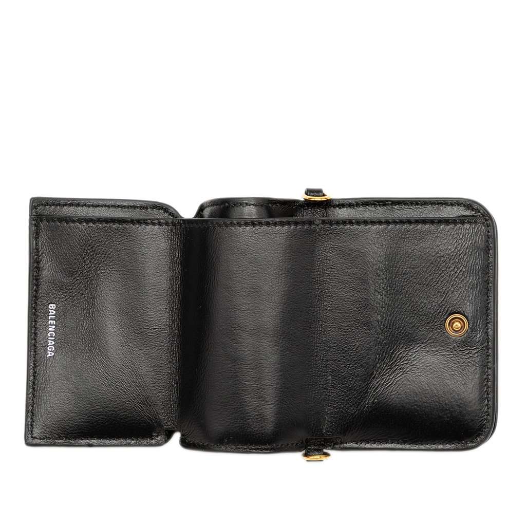 Balenciaga Mini Grained Calfskin Logo Cash Wallet On Chain Black Leather Very good - Model View