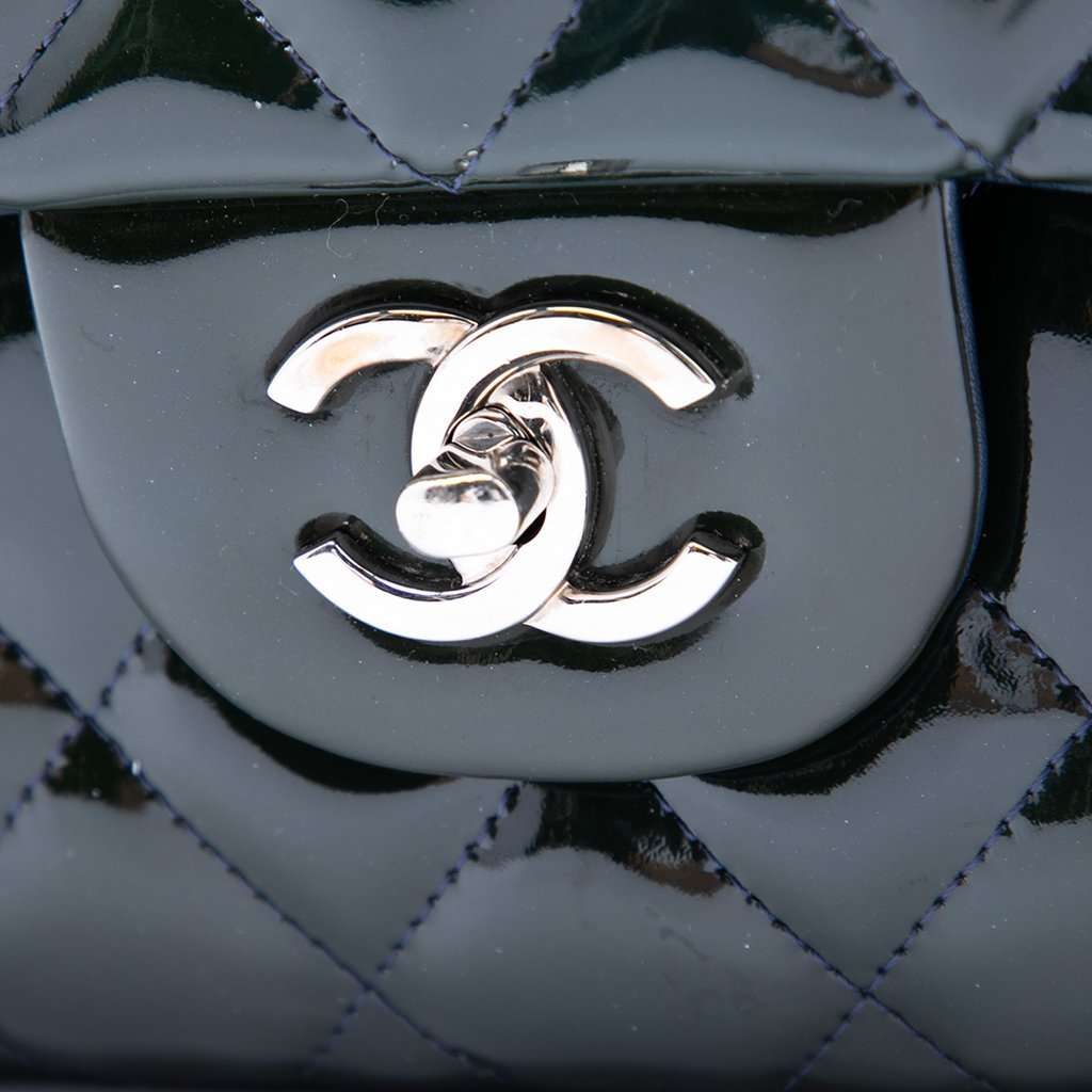 Chanel Jumbo Classic Patent Double Flap Blue Leather Very good condition - Box View