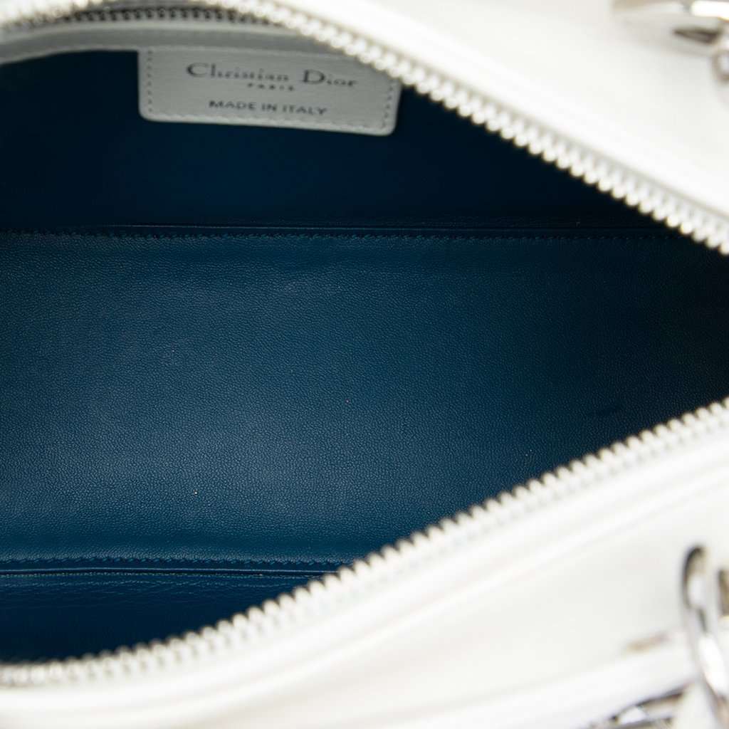 Dior Medium Calfskin Beads And Rhinestone Embellished Lady Dior White Leather Very good - Model View