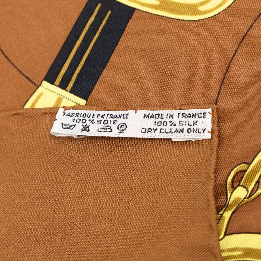 Hermès Eperon D Or Silk Scarf 90 Brown Very good condition - Box View