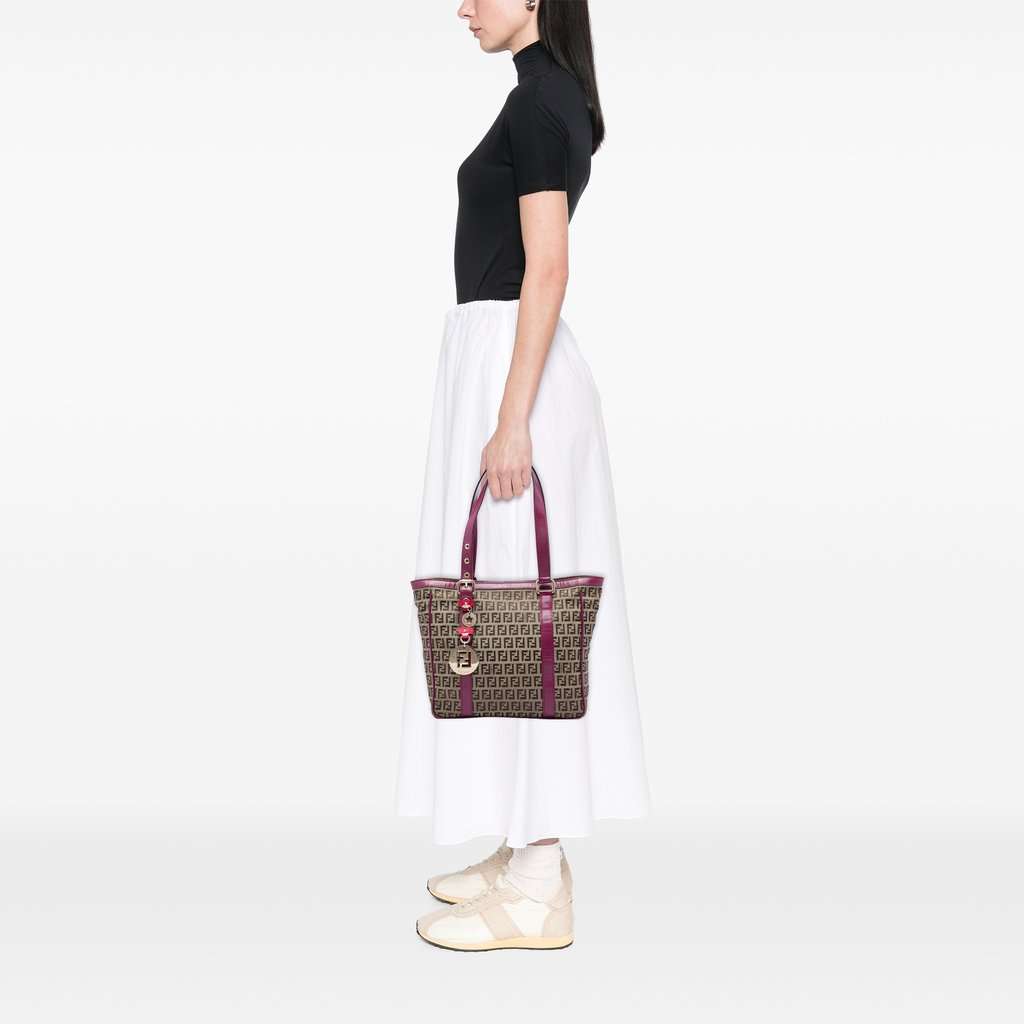 Fendi Zucchino Canvas Superstar Shopping Tote Beige Very good - Box View