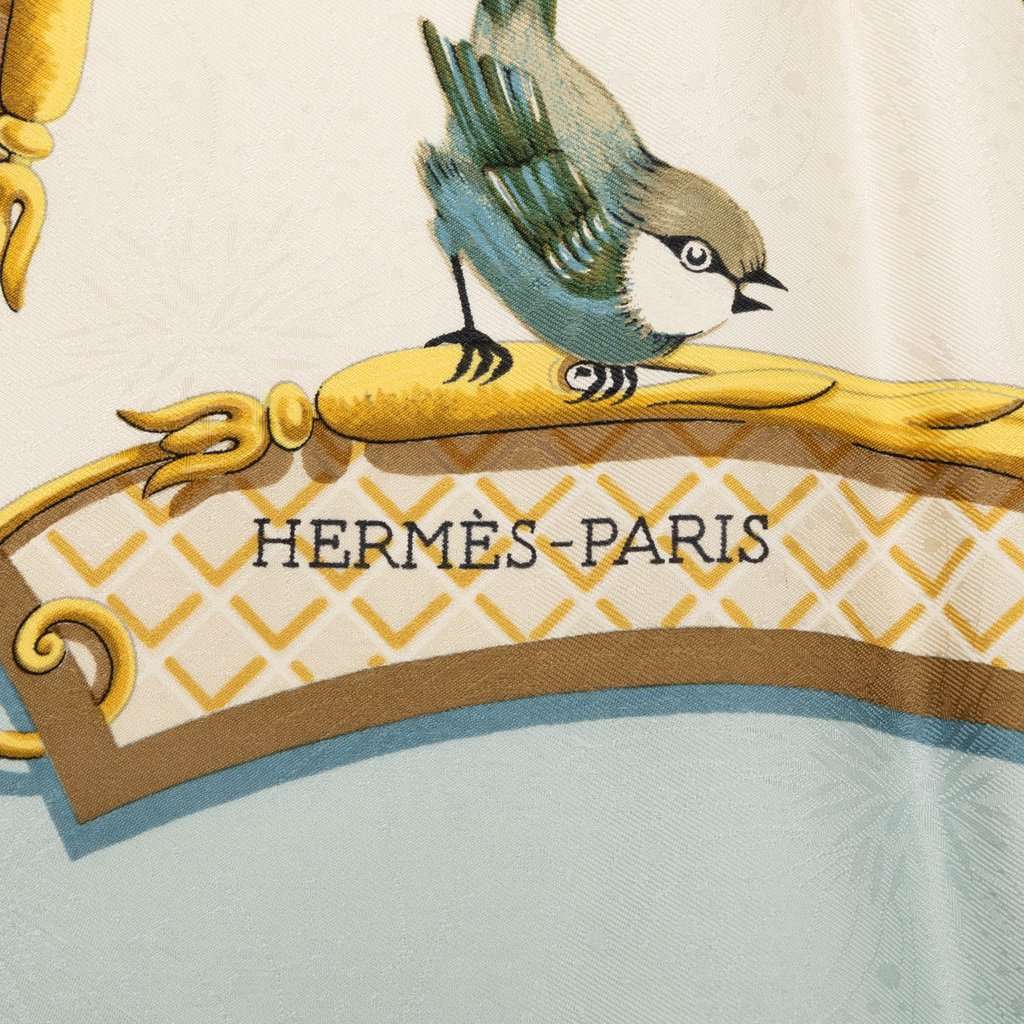 Hermès La Cle des Champs Silk Scarf 90 Blue Very good condition - Model View