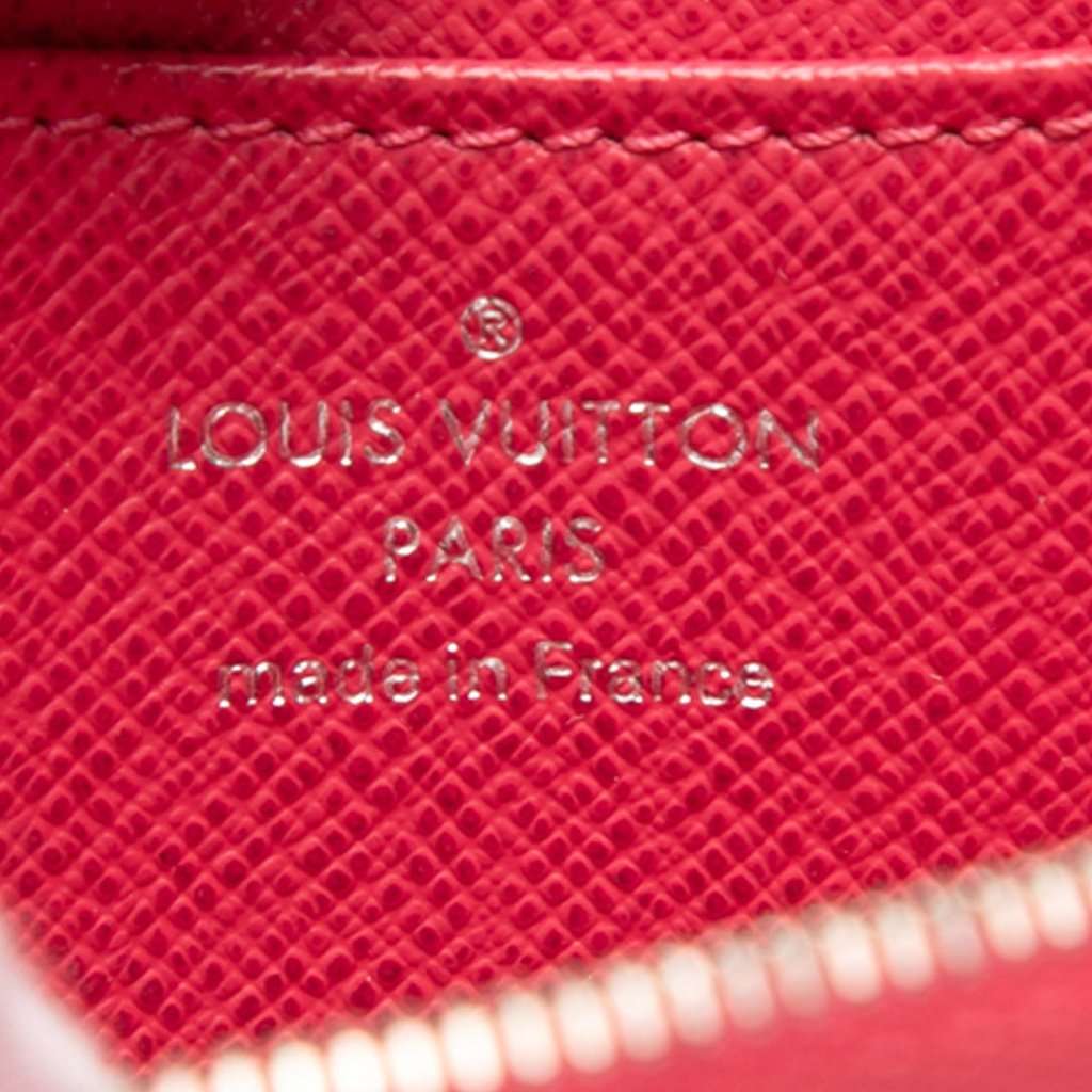 Louis Vuitton Epi Zippy Coin Purse Pink Leather Very good condition - Model View