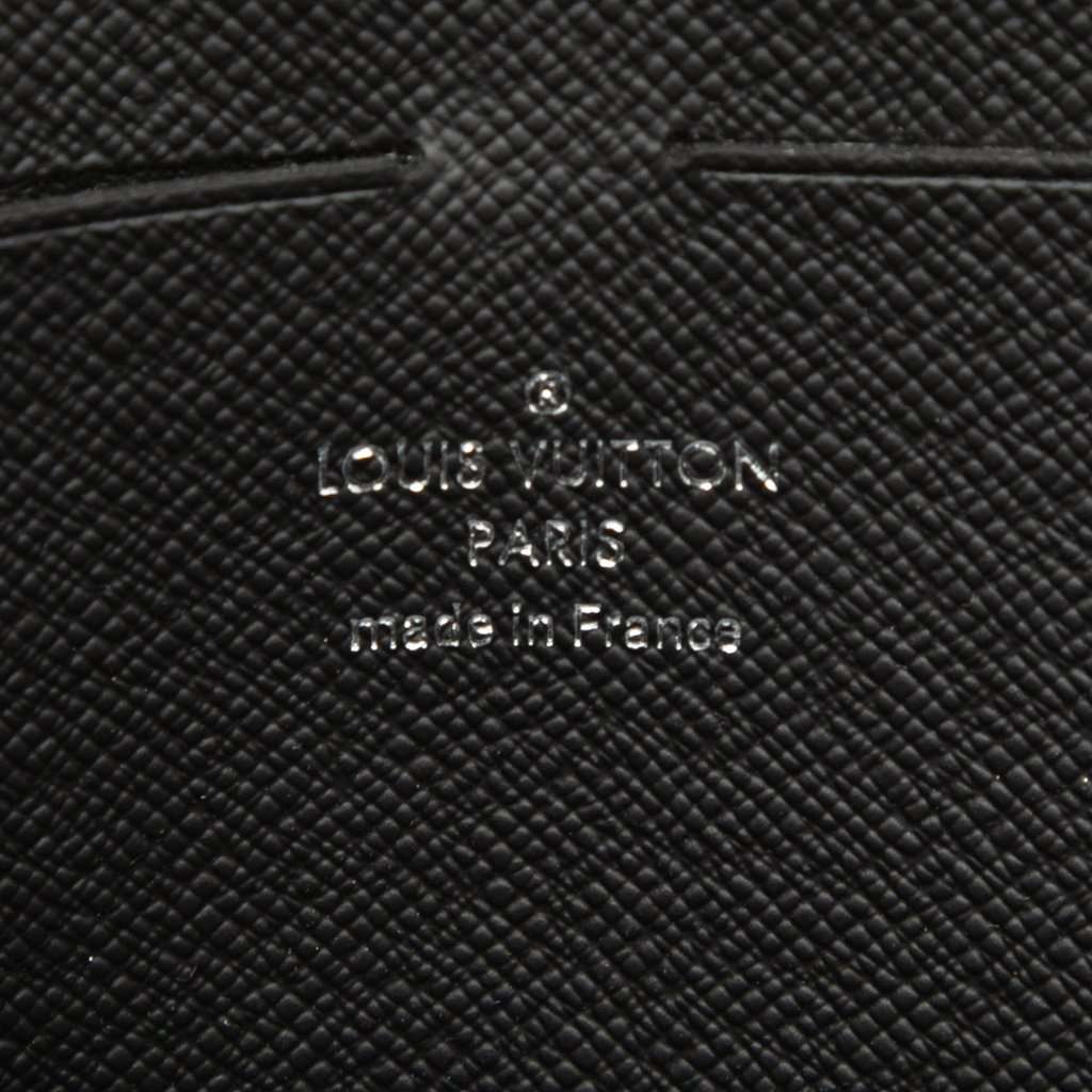 Louis Vuitton Epi Pochette Jour PM Black Leather Very good condition - Box View