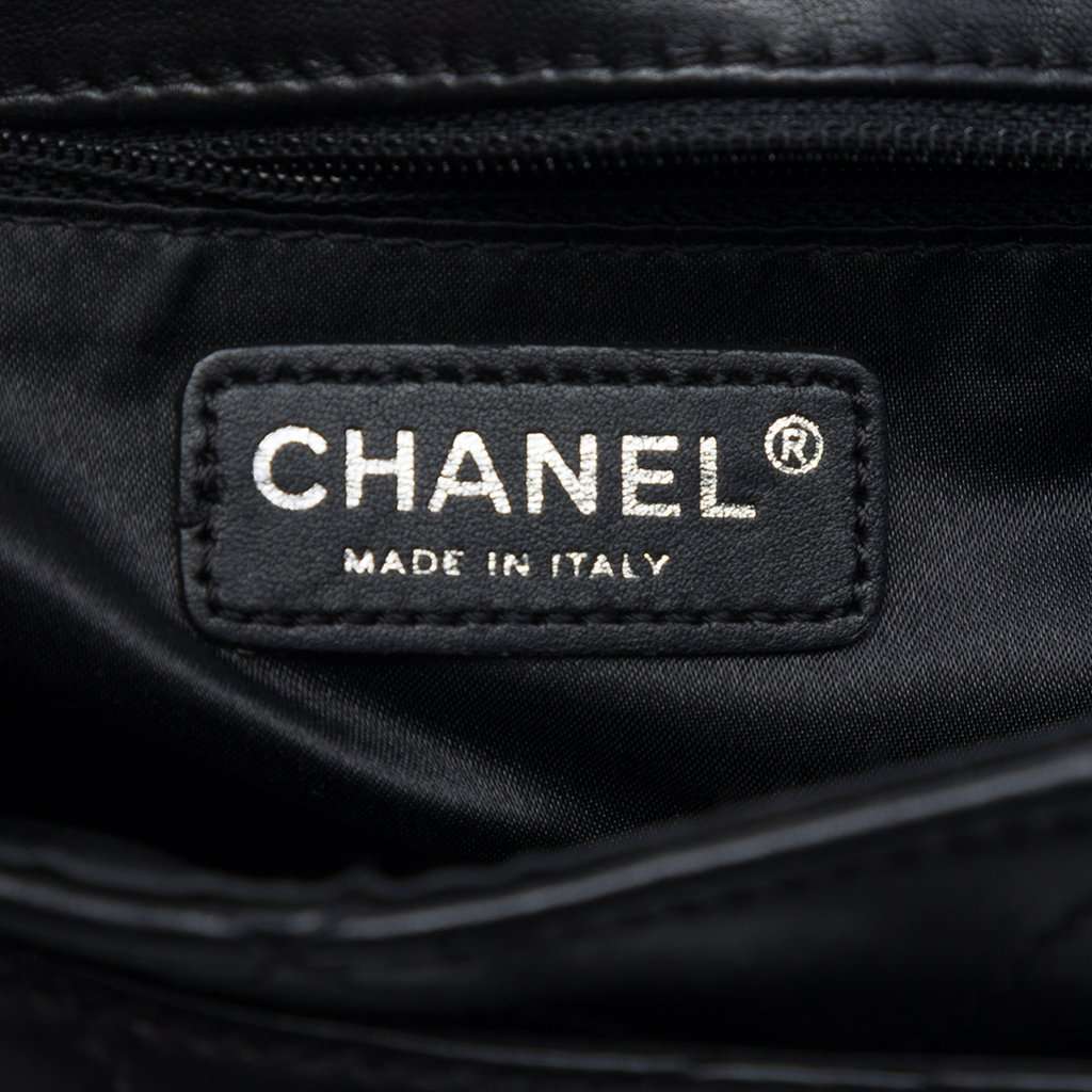 Chanel Quilted Calfskin Bijoux Ring Chain Flap Black Leather Very good condition - Box View
