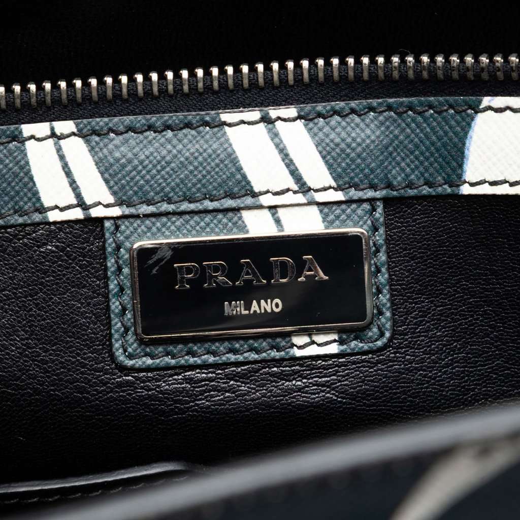 Prada Saffiano Hawaiian Print Tote Green Leather Very good condition - Box View