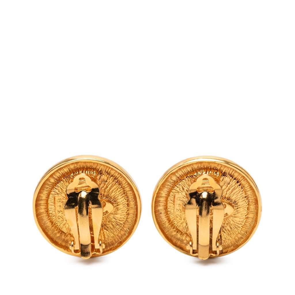 Chanel CC Gold Plated Round Clip On Earrings Gold Metal Very good condition - Back View