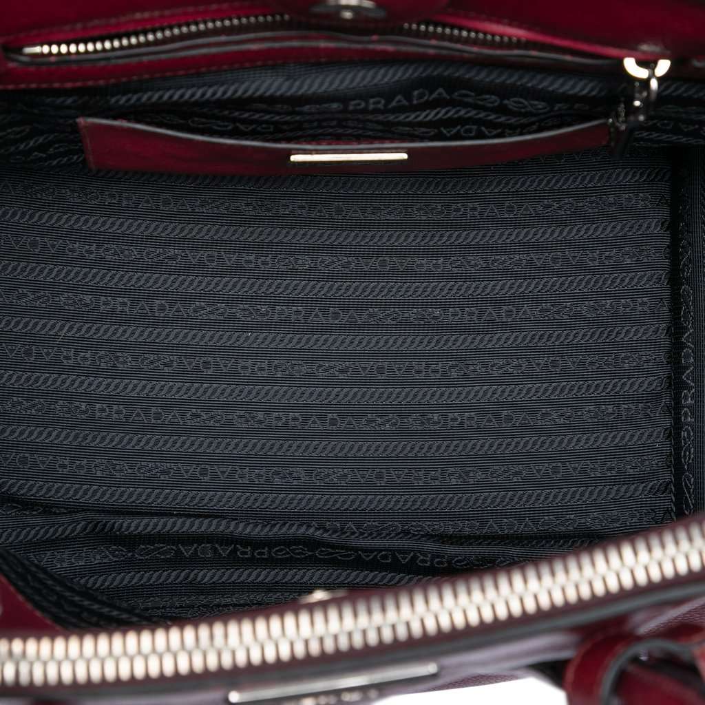 Prada Glace Calf Twin Pocket Satchel Red Leather Very good condition - Model View