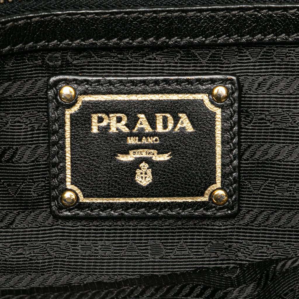 Prada Nappa Gaufre Bow Tote Black Leather Good condition - Box View