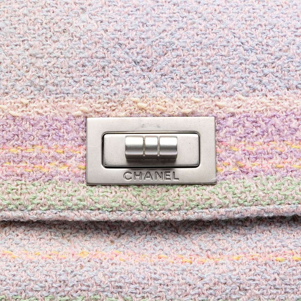 Chanel Quilted Tweed Reissue 2.55 Single Flap 225 Pink Very good condition - Box View