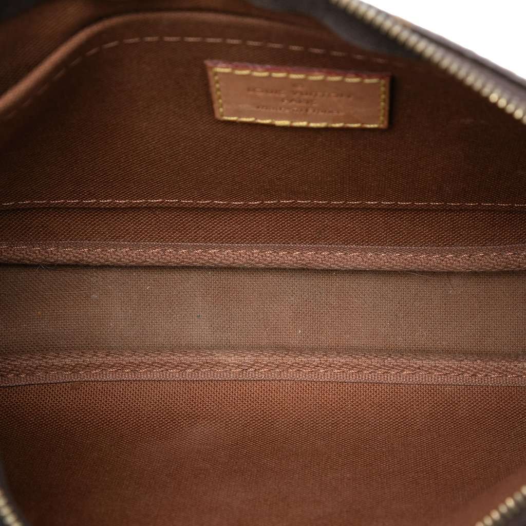 Louis Vuitton Monogram Multi Pochette Accessoires Brown Very good condition - Model View