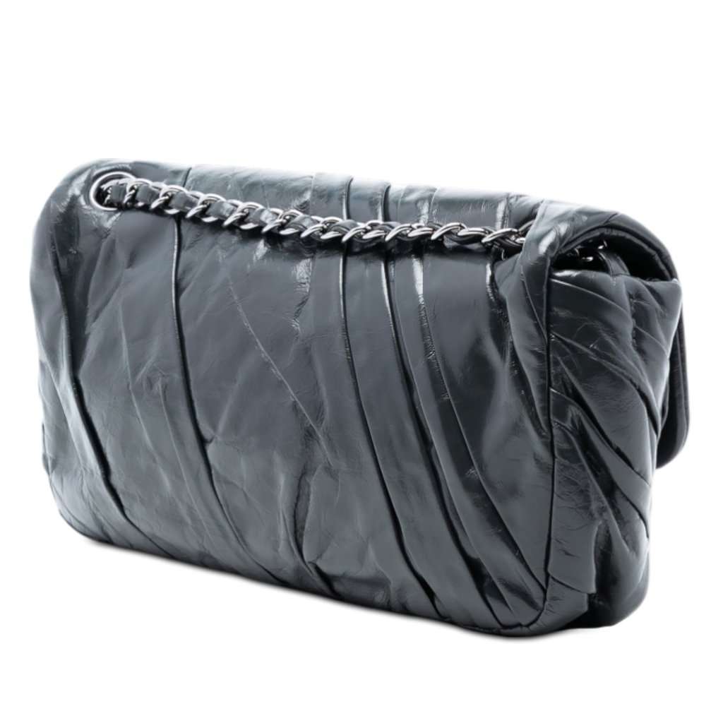 Chanel Medium Glazed Calfskin Twisted Flap Black Leather Very good condition - Back View