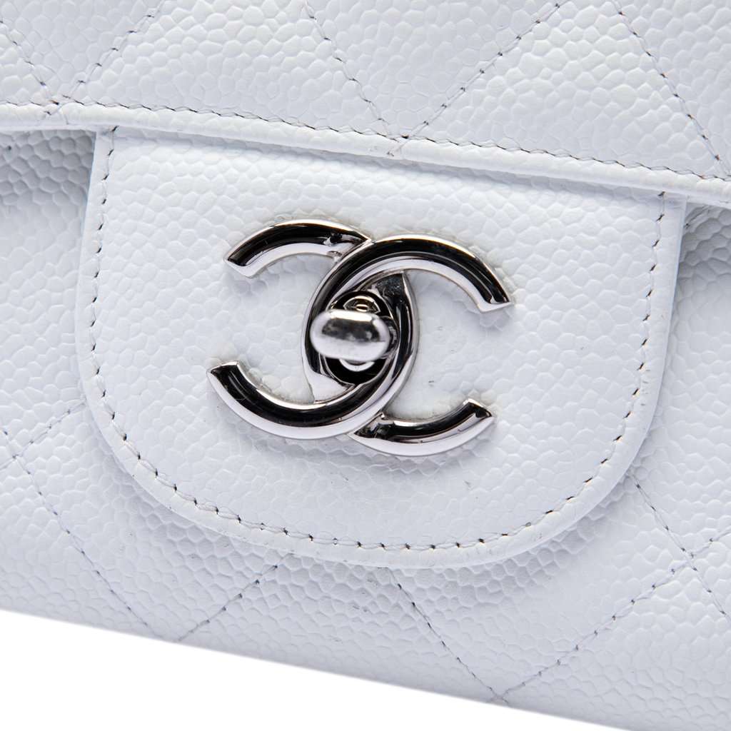 Chanel Jumbo Classic Caviar Single Flap White Leather Very good condition - Box View