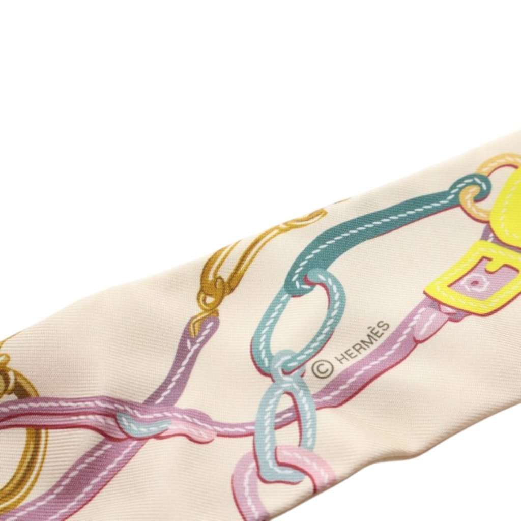 Hermès Brides De Gala Silk Twilly Scarf Beige Never worn - Model View