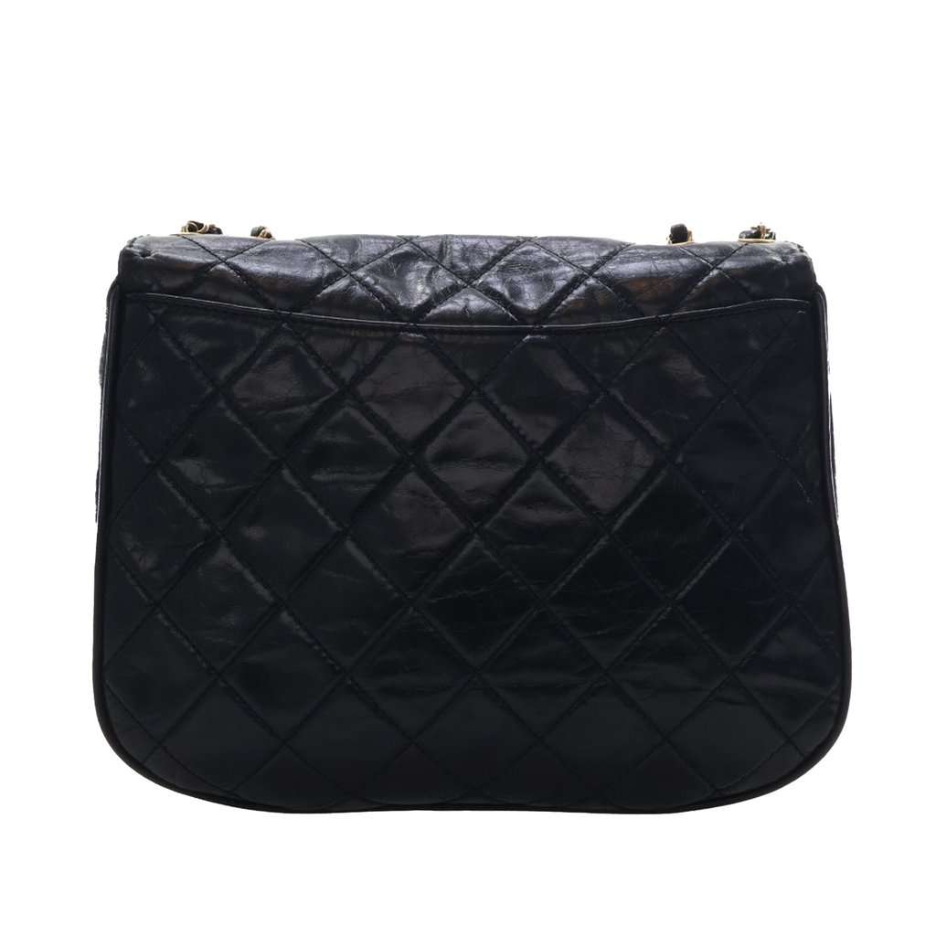 Chanel Medium Quilted Glazed Calfskin Bubble CC Flap Black Leather Very good condition - Model View