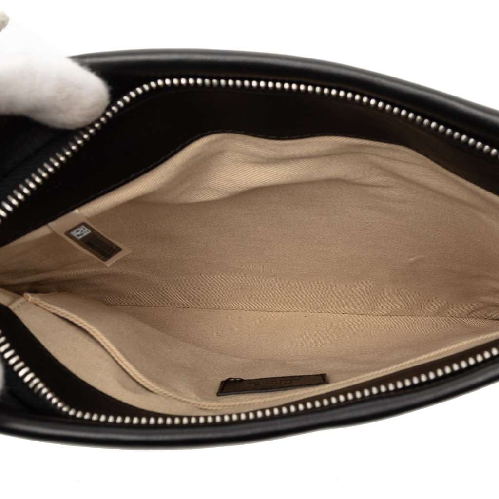Chloé Medium Quilted Smooth Calfskin Roy Clutch Black Leather Very good condition - Model View