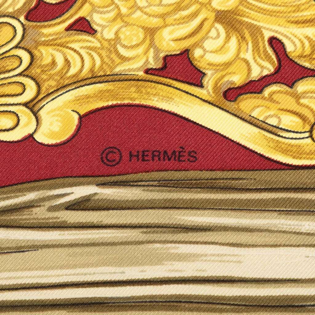 Hermès Etriers Silk Scarf 90 White Very good condition - Model View