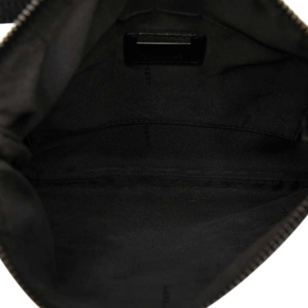 Fendi Zucchino Canvas Crossbody Black Very good condition - Model View