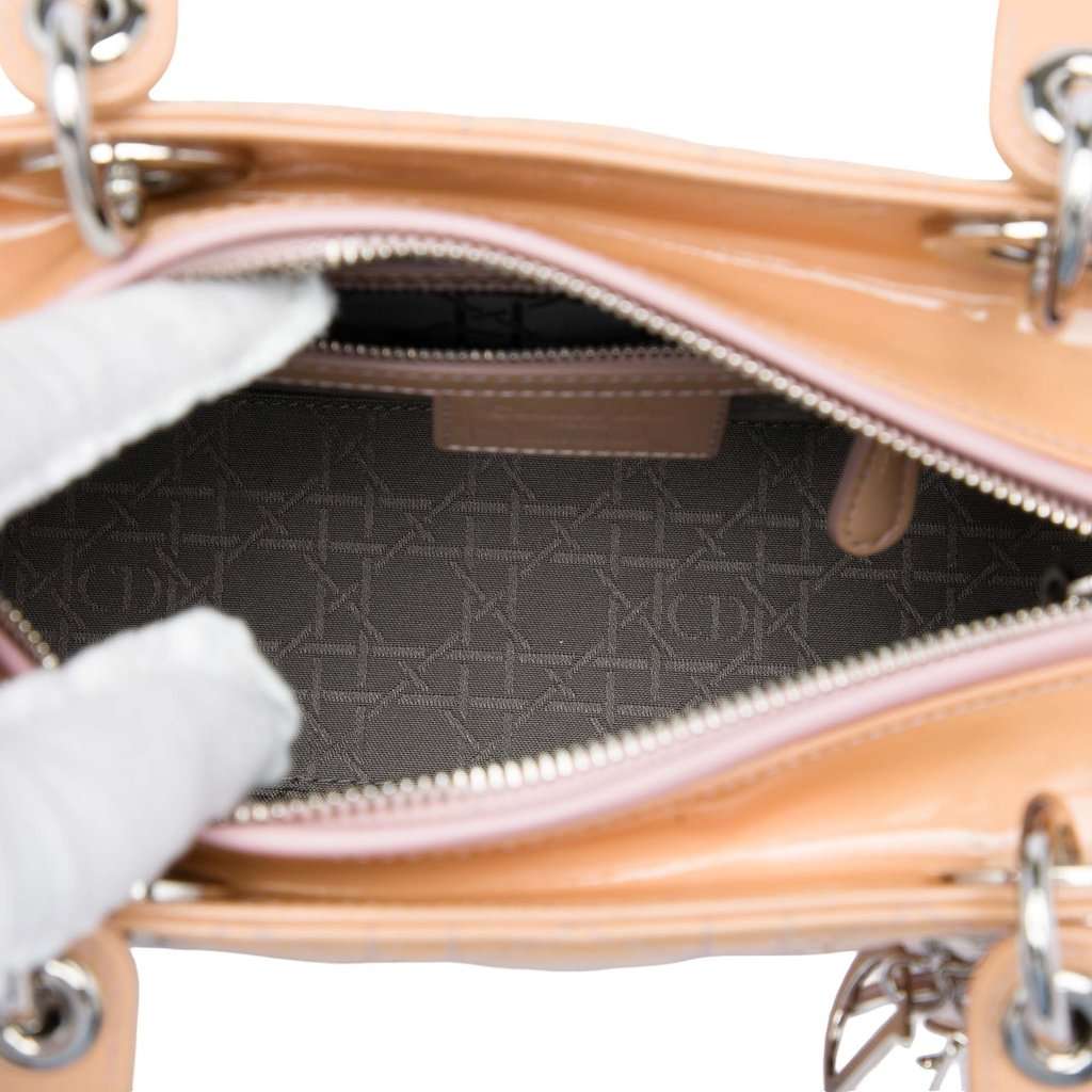 Dior Medium Patent Cannage Lady Dior Brown Leather Very good condition - Model View