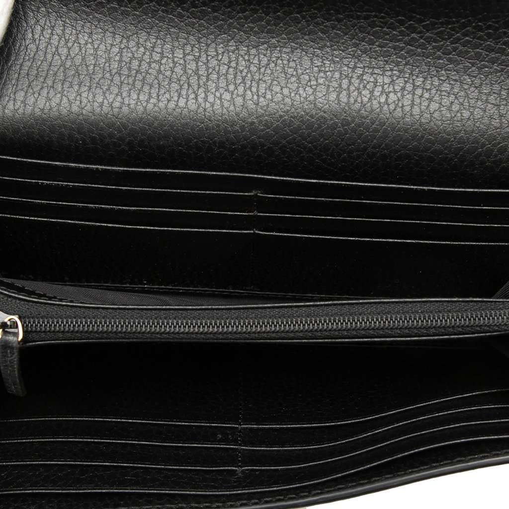Gucci Bicolor GG Marmont GG Supreme Continental Wallet Beige Very good - Model View