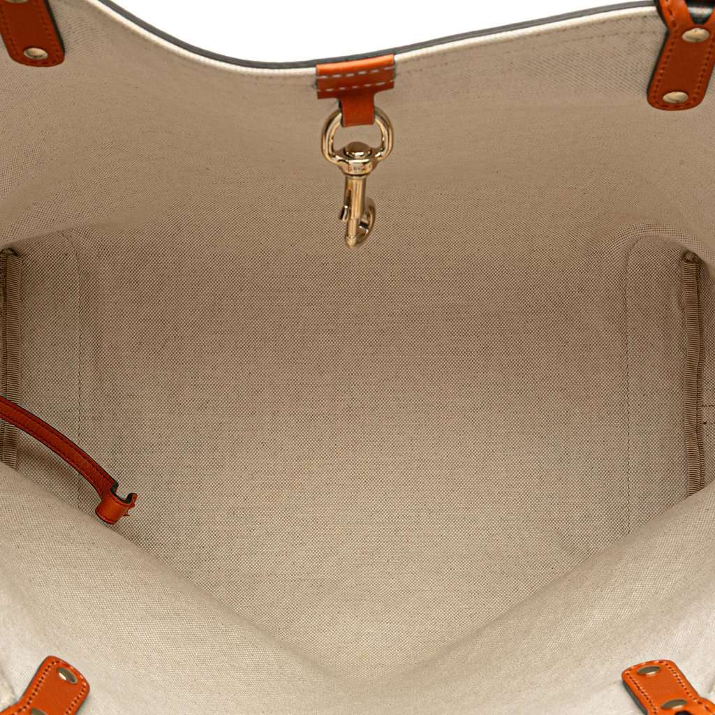 Gucci Medium Diamante Canvas Craft Tote Beige Very good - Model View