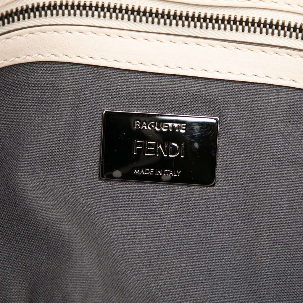 Fendi Whipstitch Leather Baguette Crossbody White Leather Very good - Box View