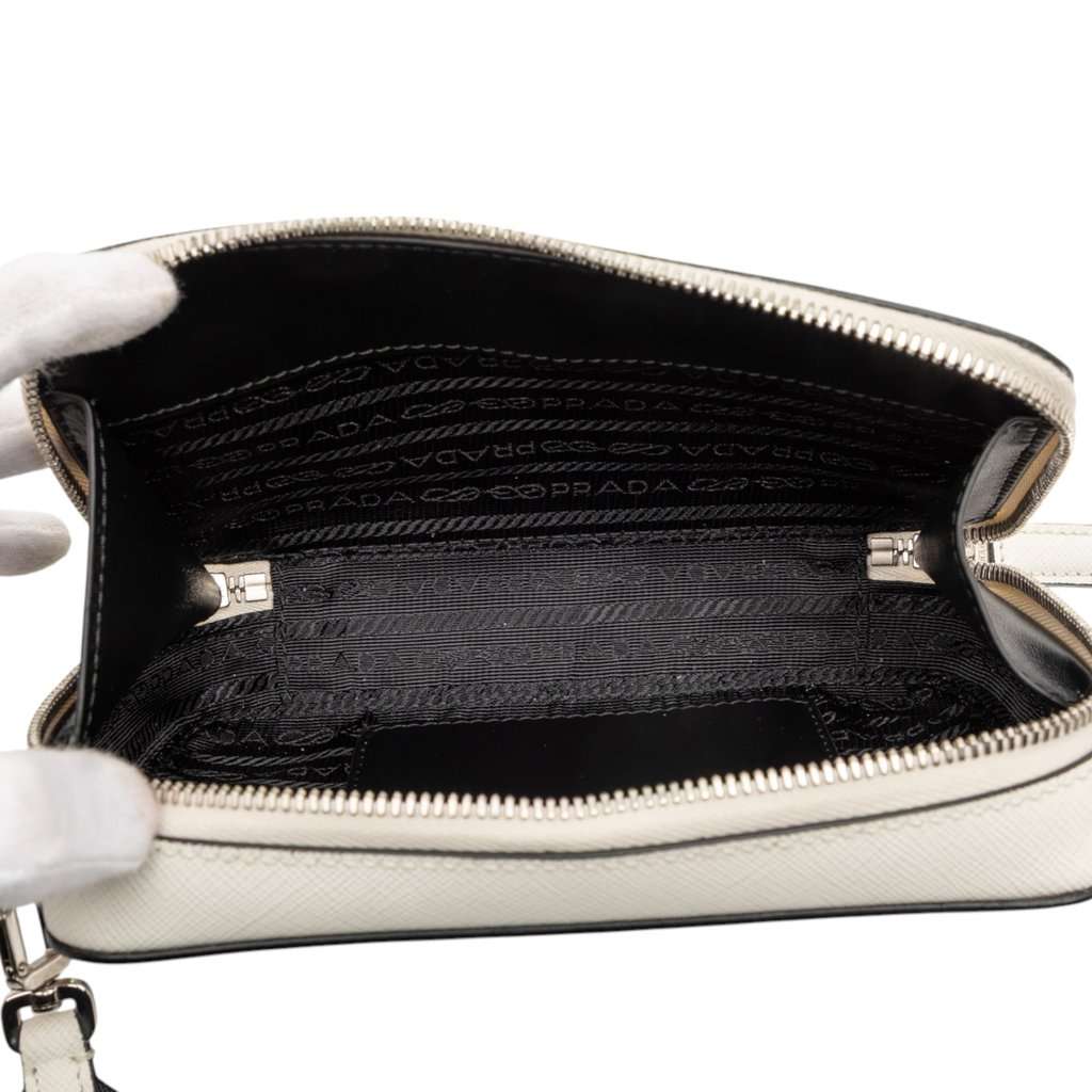 Prada Saffiano Brique Crossbody White Leather Very good - Model View