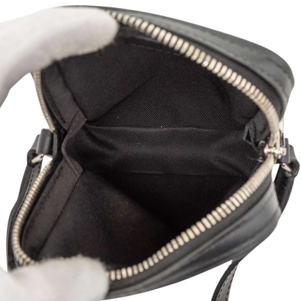 Louis Vuitton Epi Initials Danube PPM Black Leather Very good - Model View