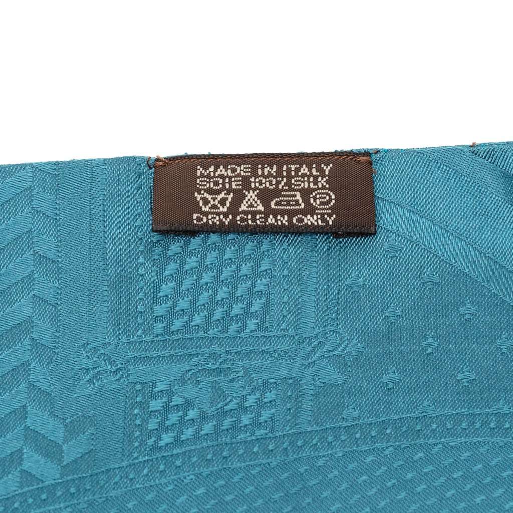 Hermès Maxi Cavalcadour a Cheval Silk Twilly Scarf Blue Very good condition - Back View
