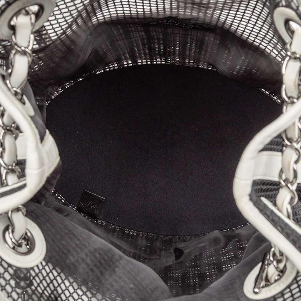 Chanel CC Mesh and Calfskin Bucket Bag Black Very good - Model View